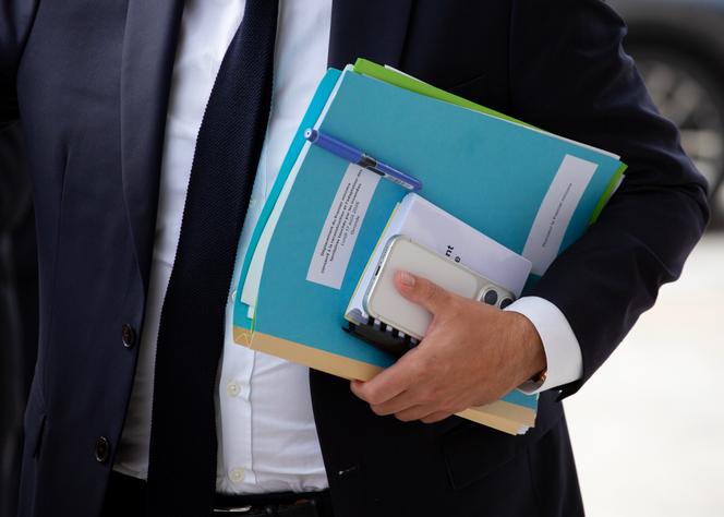 8700a0b9-bb7c-4a43-a2ef-df8b1dc618c5 Budget 2027 et Défis Économiques pour la France