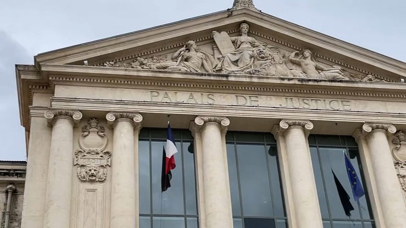 898c7354-7b71-4a6e-bd5c-e84dfce3bf37 Enquête ouverte pour meurtre après la découverte du corps d’une femme sur l’A8