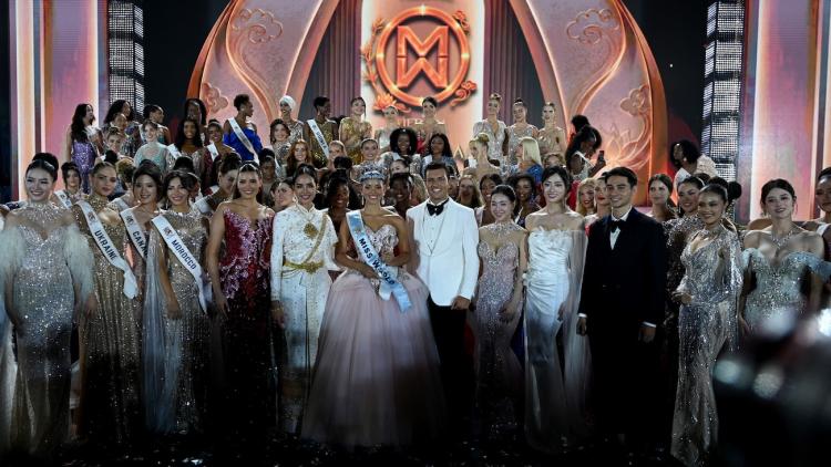 8b5bd071-db81-4d0d-a39e-14dee7f2b079 Joheirry Mola Dominguez couronnée Miss Monde 2026