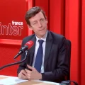 Les tensions dans les lycées: entre manifestations et affrontements politiques