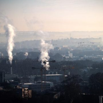 L&rsquo;impact de la pollution de l&rsquo;air sur les inégalités éducatives en France