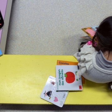 99fe13a9-6865-46f7-a553-efedf1bb7d99 Des parents protestent contre la gestion des violences sexuelles dans une maternelle à Strasbourg