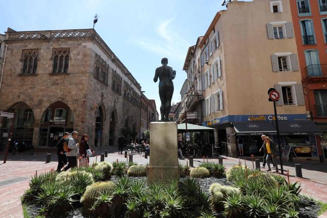 af79bd58-2b6e-409f-8d9c-55b498ef73ea Projet de statues géantes à Perpignan