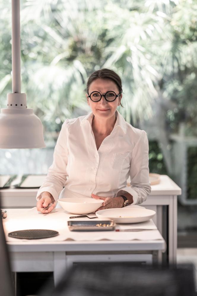 b5705d98-1a44-4ccb-8c85-bceadbffae1c La Metamorphose Culinaire d’Anne-Sophie Pic