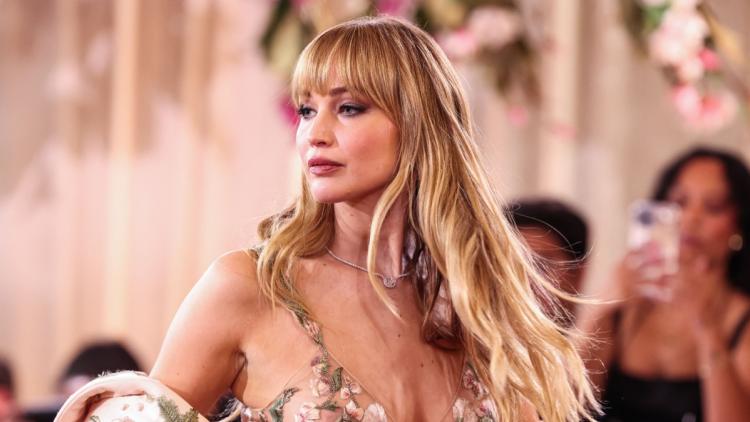 b75dee8d-486a-4389-934e-714d247ee3f8 Jennifer Lawrence embrasse Instagram avec un pseudonyme inspiré