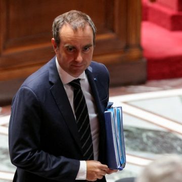Le gouvernement envisage une réduction des indemnités ministérielles