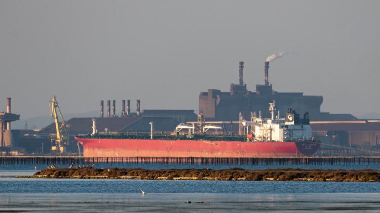 bdafd03c-4e4a-4292-a10f-a5caddb9a2d2 Les pêcheurs en colère contre la hausse des prix du carburant