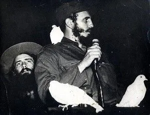 c51a8a93-23ac-43b9-90f2-ec0501a1c523 Fidel Castro : Une Figure Controversée de l’Histoire Cubaine