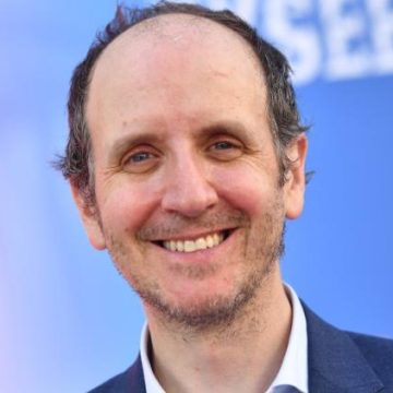 Jack Thorne recommande des lois contre l&rsquo;utilisation de l&rsquo;IA pour écrire des scénarios