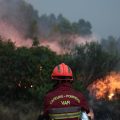 Pompiers en quête de soutien après un été dévastateur