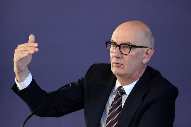 df2cc8d8-2455-40d9-8e47-555aba5e2a08 Le budget 2027 : Un effort de 30 milliards et son impact sur les retraites