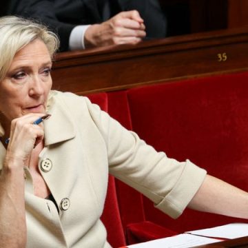 Le défi constitutionnel du Rassemblement National pour interdire le voile dans l&rsquo;espace public
