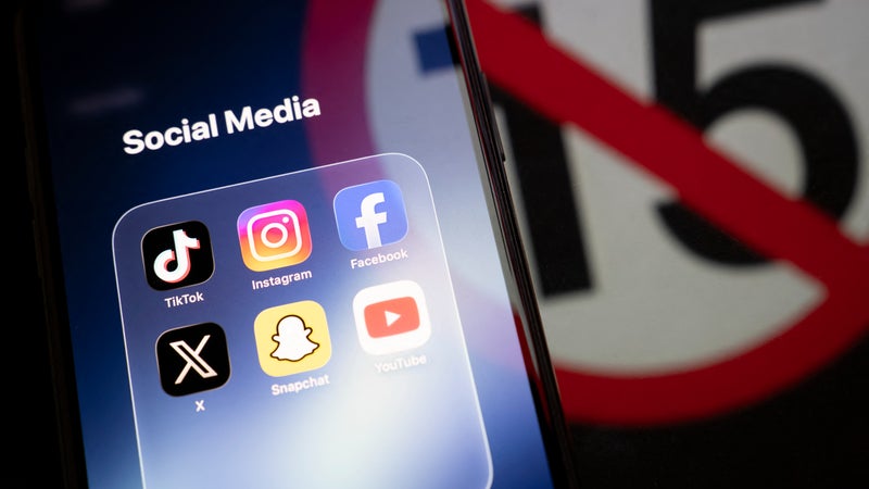 ea8b22a1-2a44-4176-a1ac-96283deed783 Interdiction des Réseaux Sociaux aux Moins de 15 ans en France