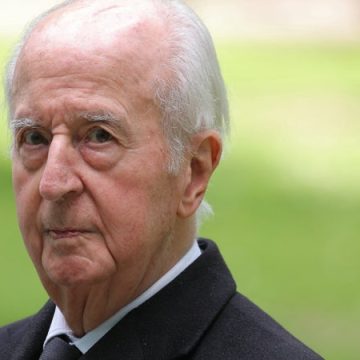 ebb4f44f-7065-4d4f-ae3f-276151005b27 Édouard Balladur : Un parcours politique sur plusieurs décennies