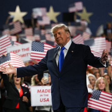 Donald Trump promet des incitations pour les élections de mi-mandat