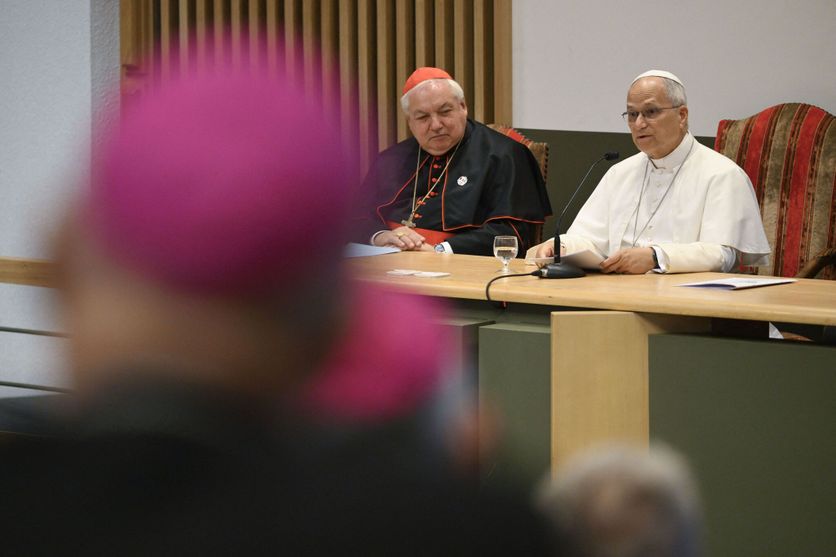 POPE LEO XIV MEETS BISHOPS OF FRANCE IN LOURDES Le discours du pape Léon XIV aux évêques de France à Lourdes
