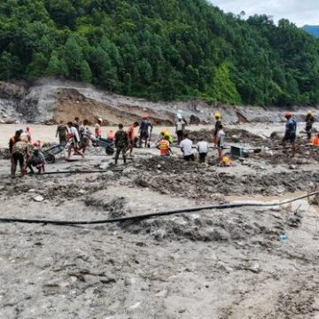 Le désastre des inondations au Népal et au Tibet