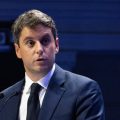 Attal critique la position de Le Pen sur l’aide à l’Ukraine