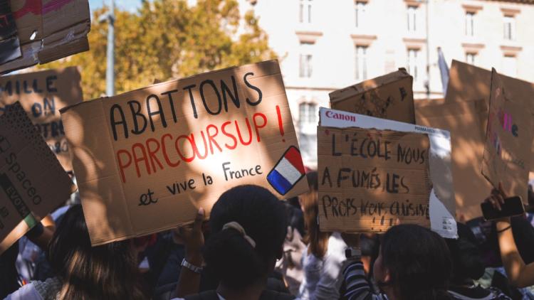 21da244d-0eca-48d5-85e8-6549a19ec318 Bilan Parcoursup 2026 : Satisfaction et Attentes de Réformes