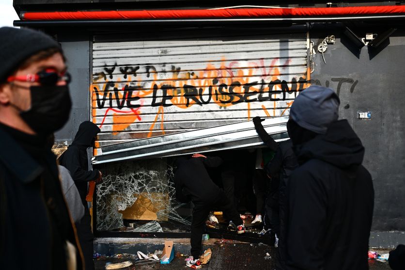 2dceb32a-7d64-462d-8a73-4a28f15fe54a Pillages post-manifestation à Paris : une soirée de chaos