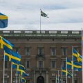 Incident au Palais Royal de Stockholm : Un homme armé neutralisé par la police
