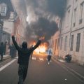 La gestion des manifestations critiquée par la gauche