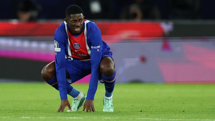 52efb558-691b-4a83-95d8-8d0a8b5a0786 Ousmane Dembélé quitte le terrain prématurément lors du match PSG-FC Barcelone