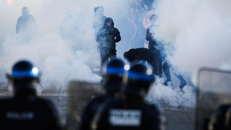 5334305d-37fe-4a41-bbd6-f392eccc7af0 Enquête sur l’agression d’un policier à Belfort