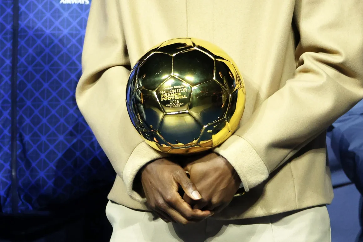 5e42d40d-f91a-4b6a-b509-6156ff6a3ea3 L’évolution et les controverses du Ballon d’Or
