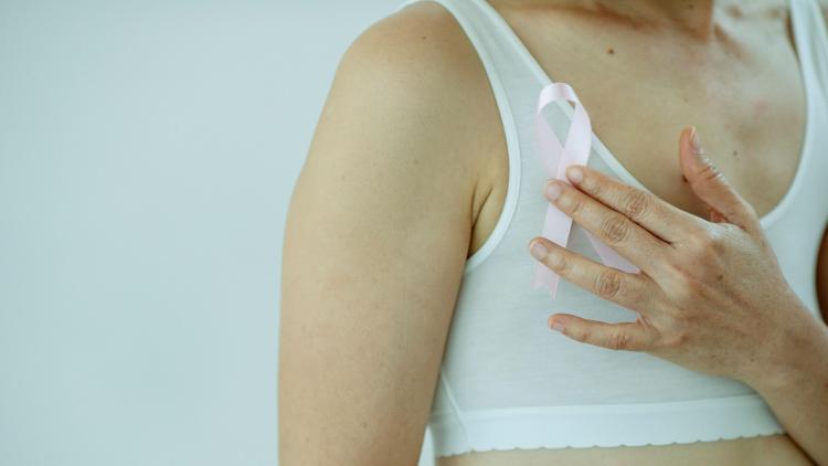 7f70bddc-aa9c-4f9d-93bb-e6f0ca525d52 L’importance du dépistage précoce du cancer du sein
