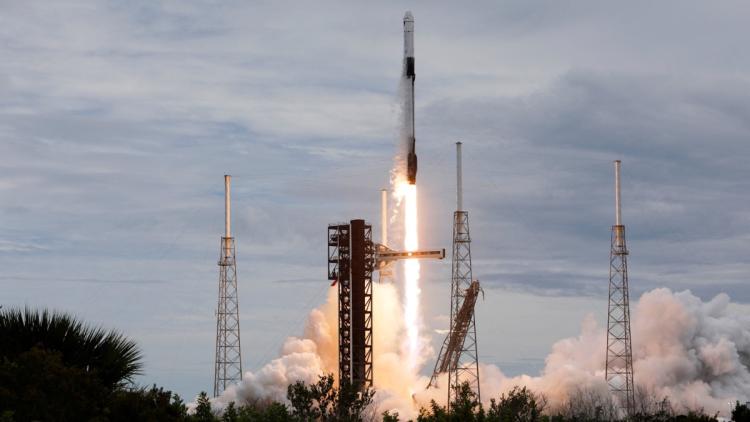 842fd173-cb7e-42ce-8104-4565edf609c1 Lancement de la Mission Crew-13 vers l’ISS: Une Nouvelle Étape dans l’Exploration Spatiale