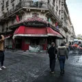 Mesures de couvre-feux et enquêtes après les incidents en France
