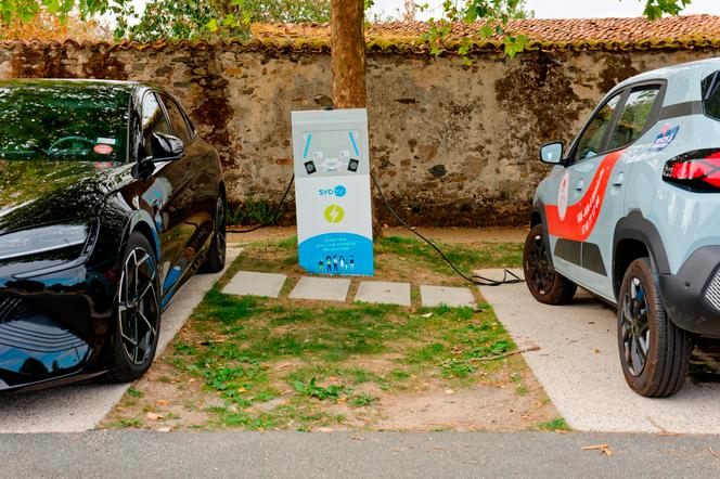 99f970cd-1a82-492b-9e39-8941b39a6f4b Débats autour de la voiture électrique : entre espoirs et désillusions
