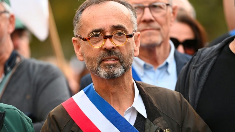 9c088b67-4212-40c8-918e-86eaadd23436 Le maire de Béziers dans la tourmente judiciaire