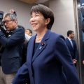 La Première Ministre Japonaise, Sanae Takaichi, et Son Impact Politique