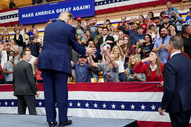 be81f0eb-7fac-42cd-a9b6-a3b1f060cb2d Donald Trump face à ses défis politiques avant les élections de mi-mandat