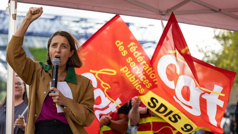 c1cc982f-08db-45dd-bbf3-31b2eec3717d La CGT défend le droit de manifester des lycéens