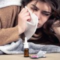 Médicaments contre le rhume : lesquels choisir et éviter