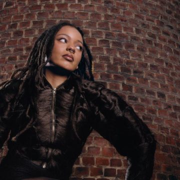 Camille Yembe récompensée pour son premier album