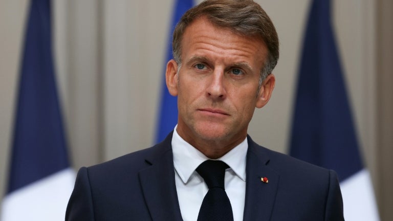 d8b42dc5-c05a-45a3-a3d6-51529423194d Réaction exemplaire après des tirs dans un collège d’Aubagne