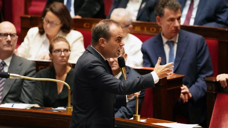 de649d3b-13c7-4912-a39c-23418ee86690 Tensions à l’Assemblée nationale autour du mouvement lycéen