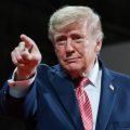 Donald Trump critique la condamnation de Marine Le Pen et aborde les violences en France