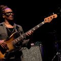 Le parcours riche de Michel Alibo, maître du jazz fusion