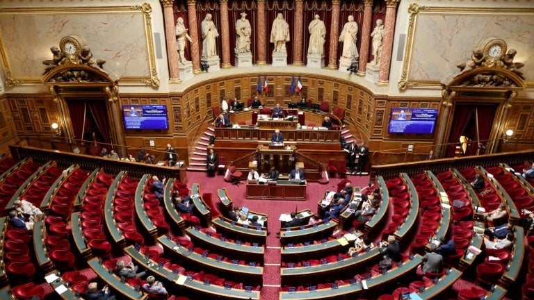 fe754cbd-3767-4f8c-b862-48a6508f6311 L’abrogation symbolique du Code noir par le Parlement français